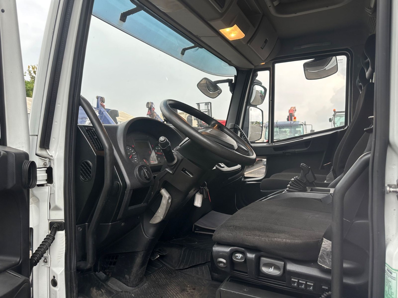 Фургон с закрытым кузовом Iveco Eurocargo 75E210/Koffer/LBW 1000Kg/Automatik/: фото 12