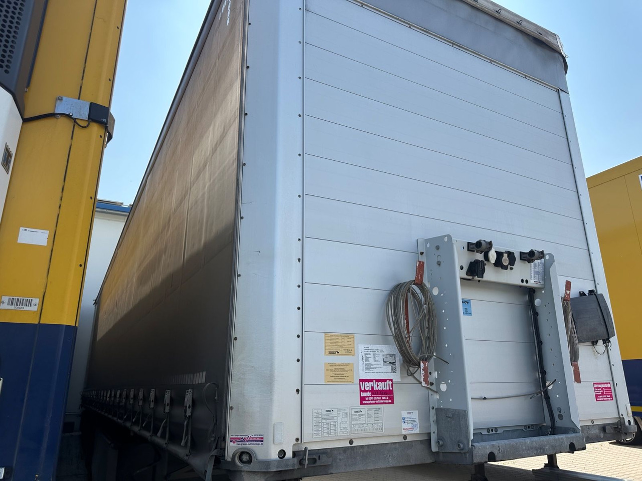 Schmitz Cargobull Gardinensattel/3-Achs/SCB*S3T/SCS 24/ Standard - Тентованный полуприцеп: фото 5 Schmitz Cargobull Gardinensattel/3-Achs/SCB*S3T/SCS 24/ Standard - Тентованный полуприцеп: фото 5