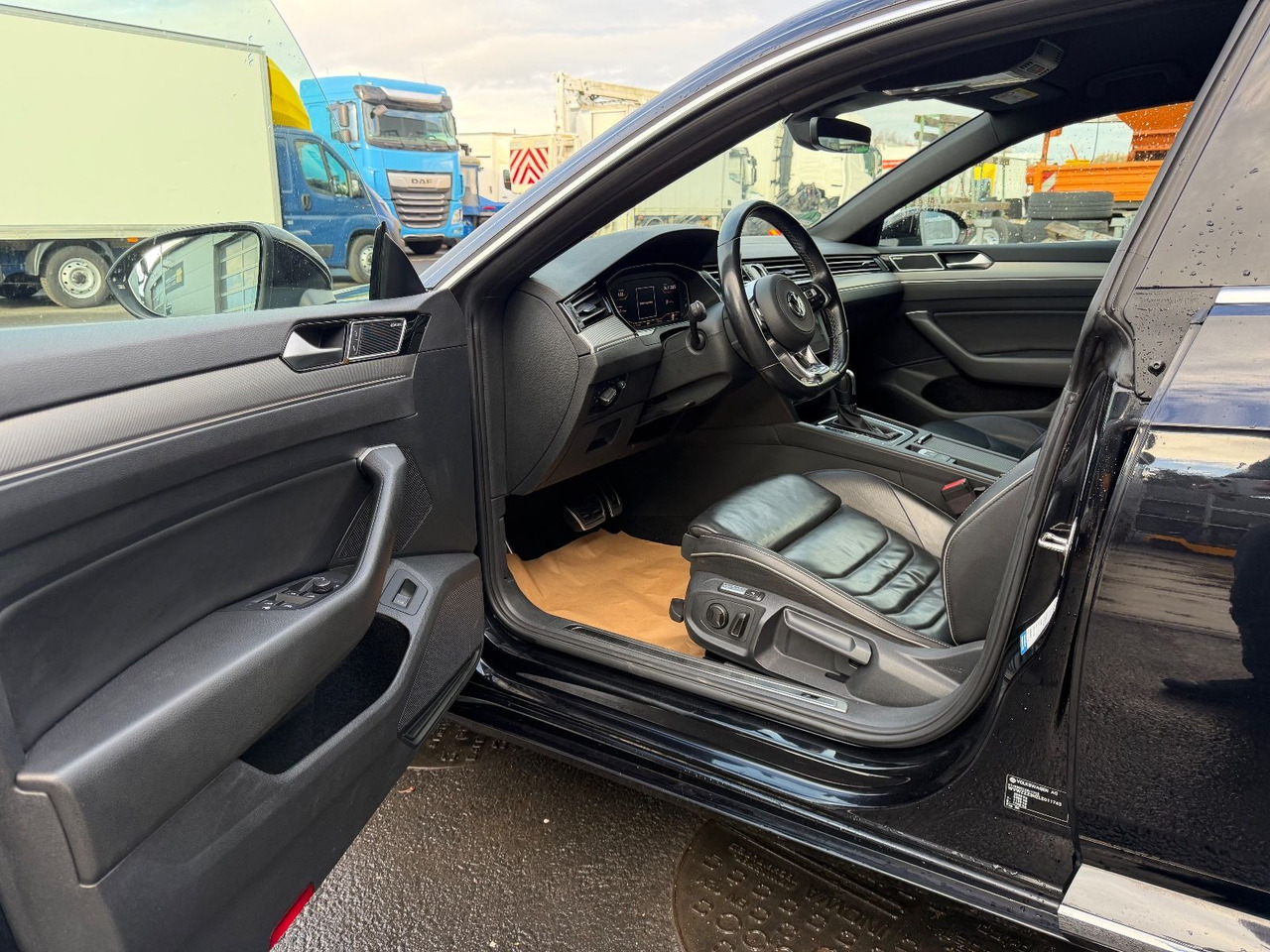 Седан Volkswagen Arteon R-Line 4Motion Head-Up, Dynaudio, Ahk: фото 14