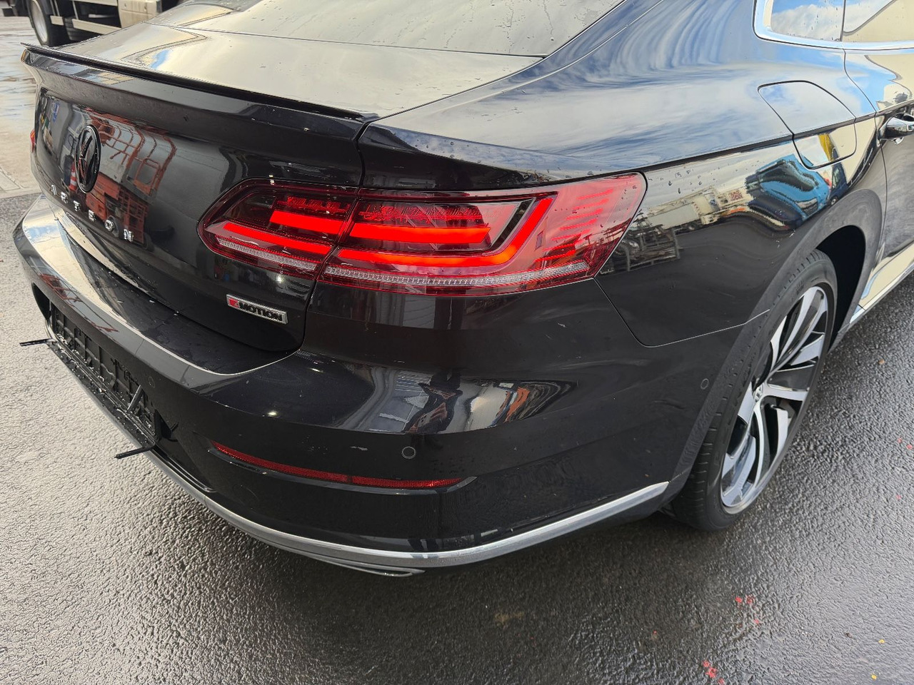 Седан Volkswagen Arteon R-Line 4Motion Head-Up, Dynaudio, Ahk: фото 13