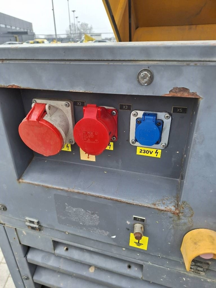 Atlas Copco QAX 20 - Электрогенератор: фото 4 Atlas Copco QAX 20 - Электрогенератор: фото 4