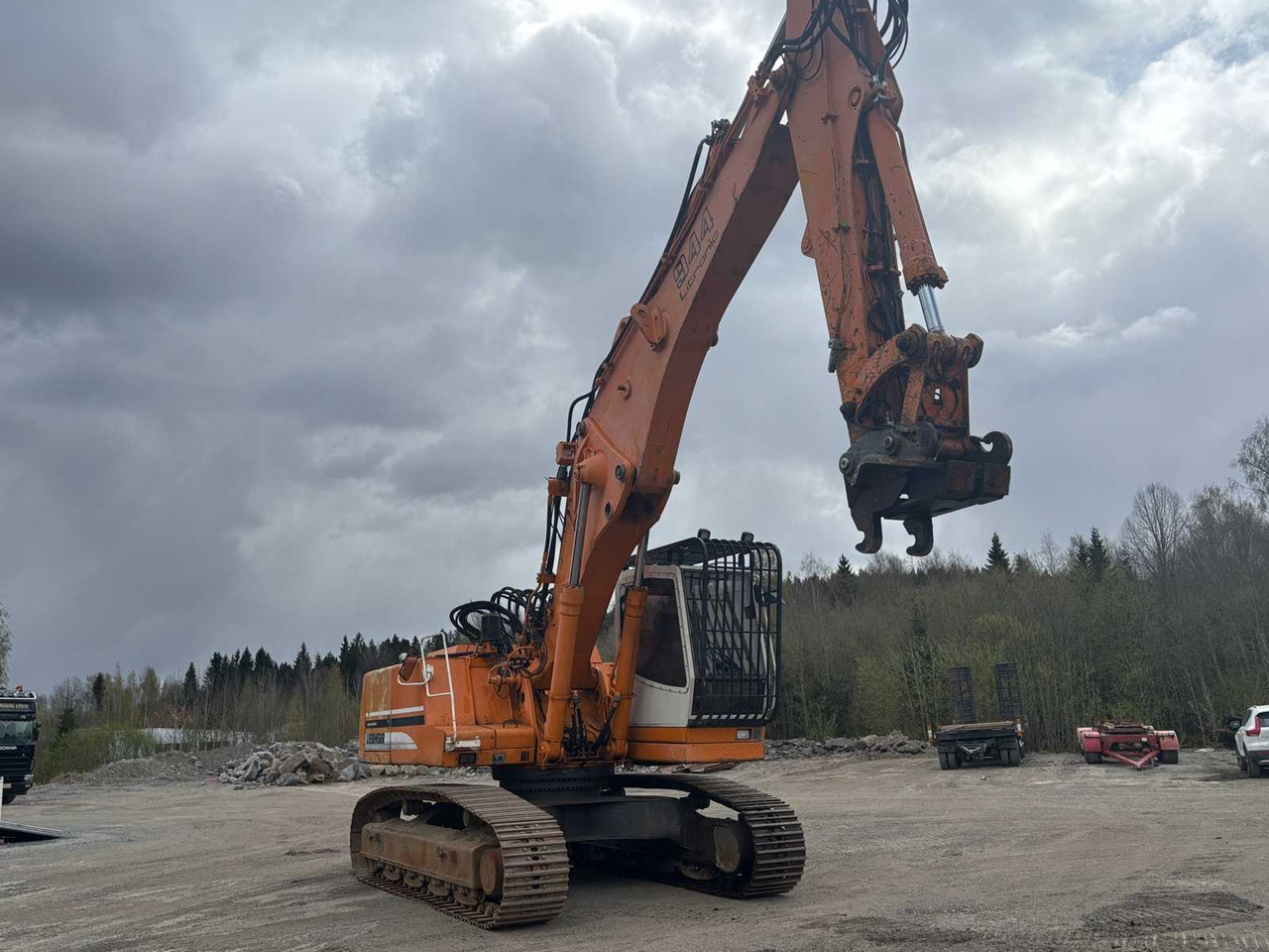 Crawler excavator Liebherr R944B HD-SL With excavator and unloading boom - Гусеничный экскаватор: фото 3 Crawler excavator Liebherr R944B HD-SL With excavator and unloading boom - Гусеничный экскаватор: фото 3