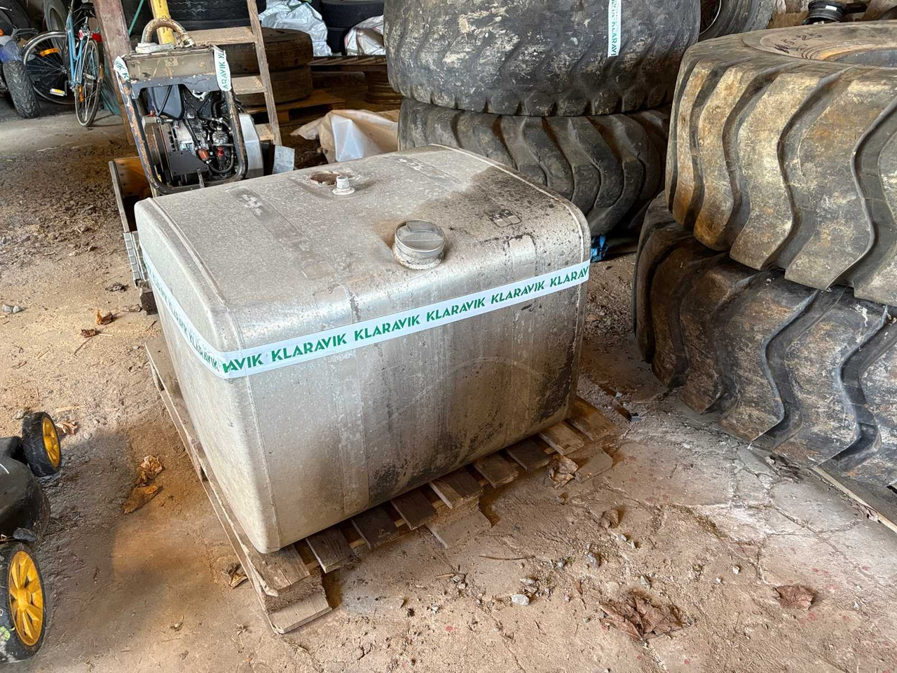 Fuel tank Scania 350L - Топливный бак для Грузовиков: фото 2 Fuel tank Scania 350L - Топливный бак для Грузовиков: фото 2