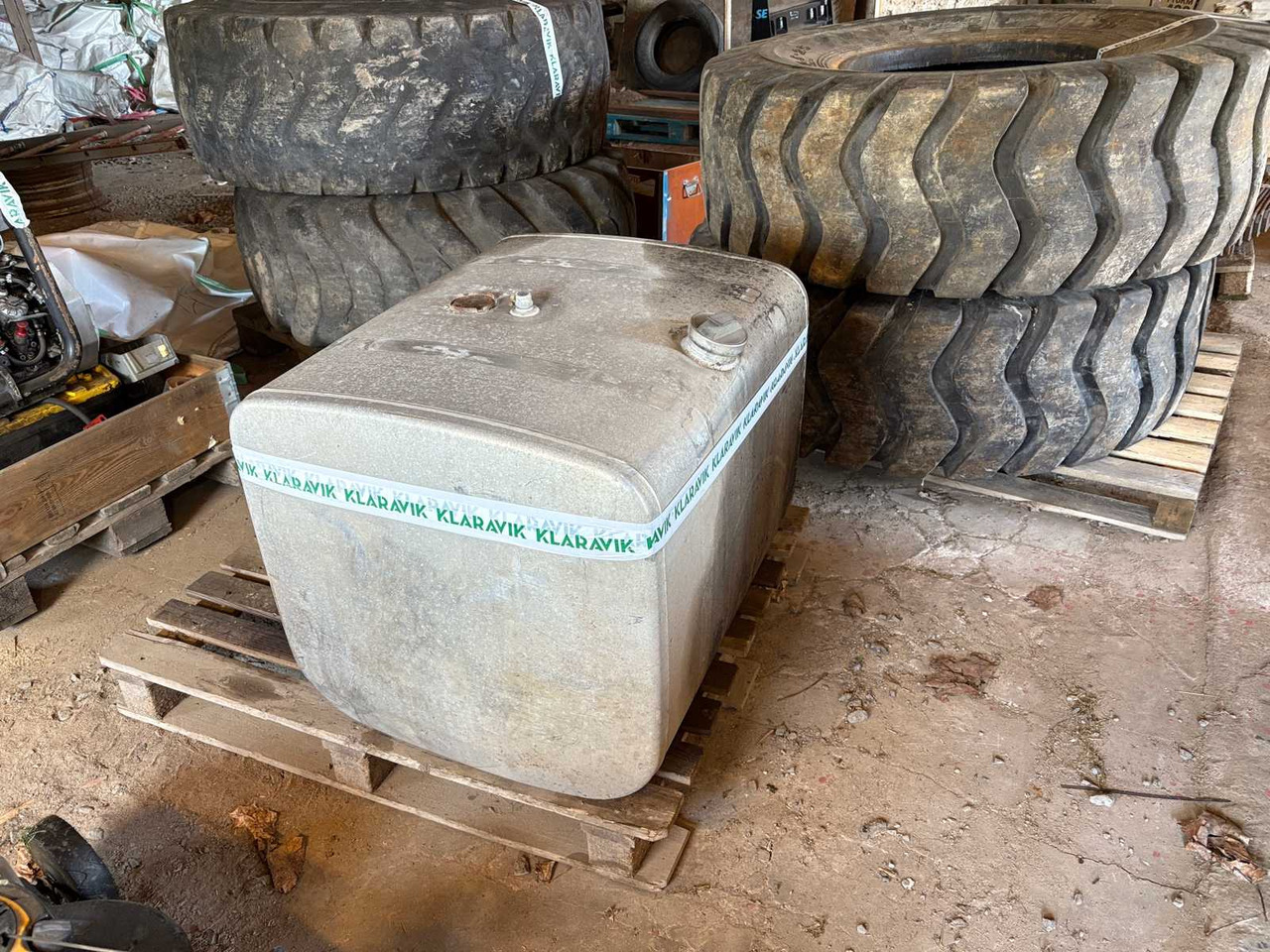 Fuel tank Scania 350L - Топливный бак для Грузовиков: фото 3 Fuel tank Scania 350L - Топливный бак для Грузовиков: фото 3