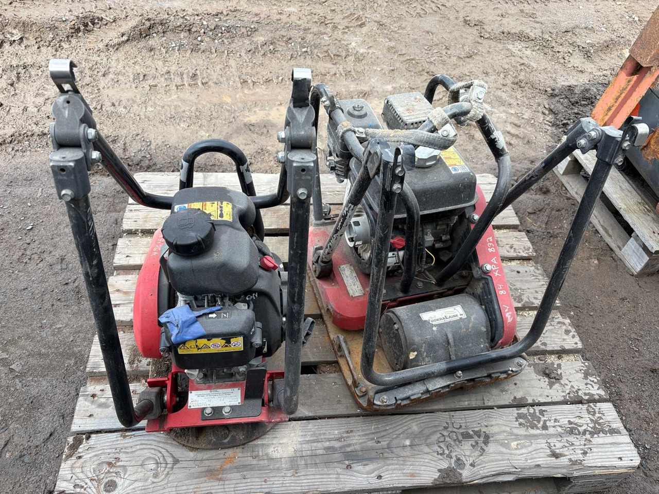 Soil compactors mv54 and mv52 (For repair or spare parts) - Виброплита: фото 3 Soil compactors mv54 and mv52 (For repair or spare parts) - Виброплита: фото 3
