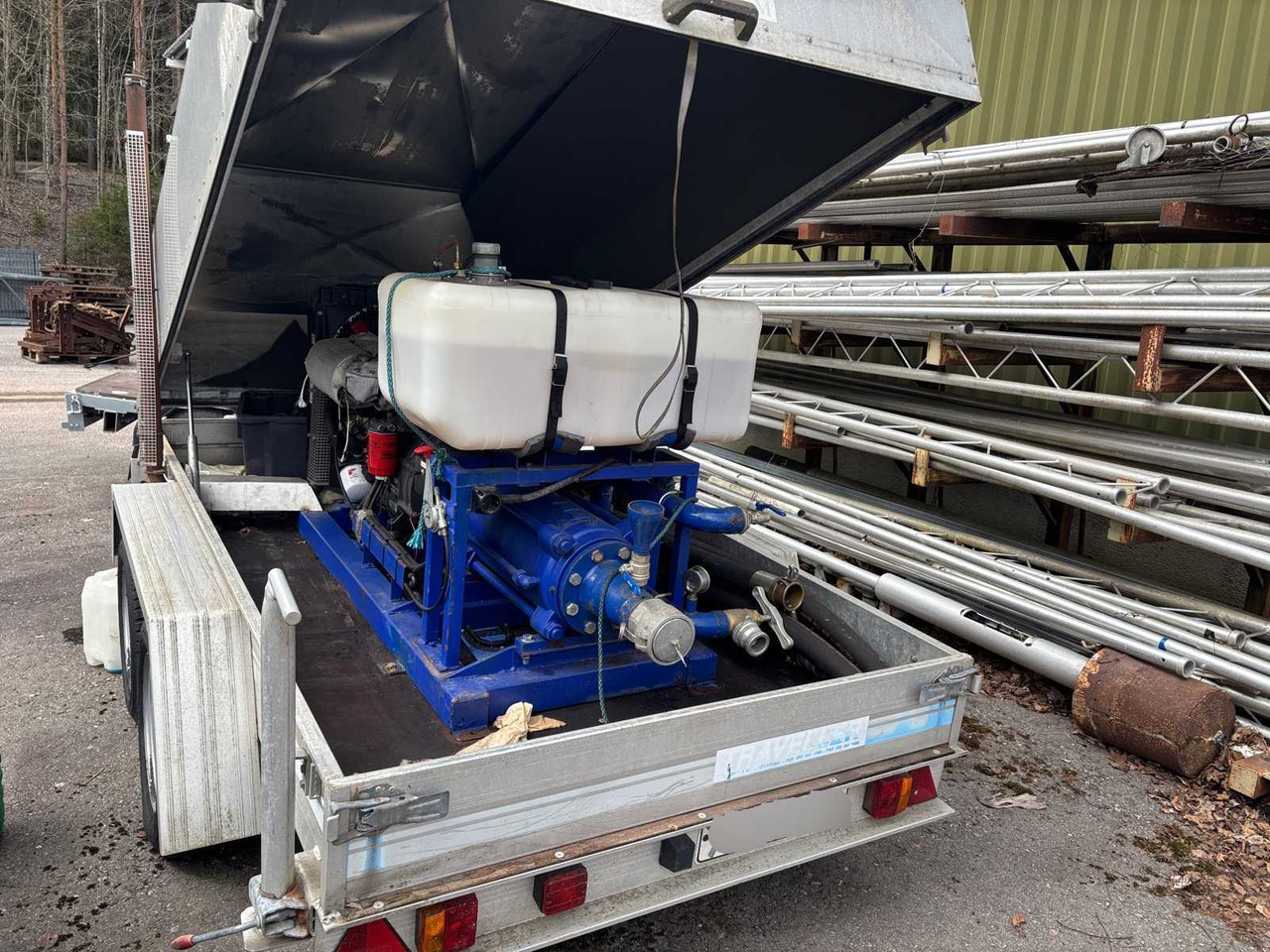 Water pump on trailer Areco Snowsystems - Насос для воды: фото 1 Water pump on trailer Areco Snowsystems - Насос для воды: фото 1