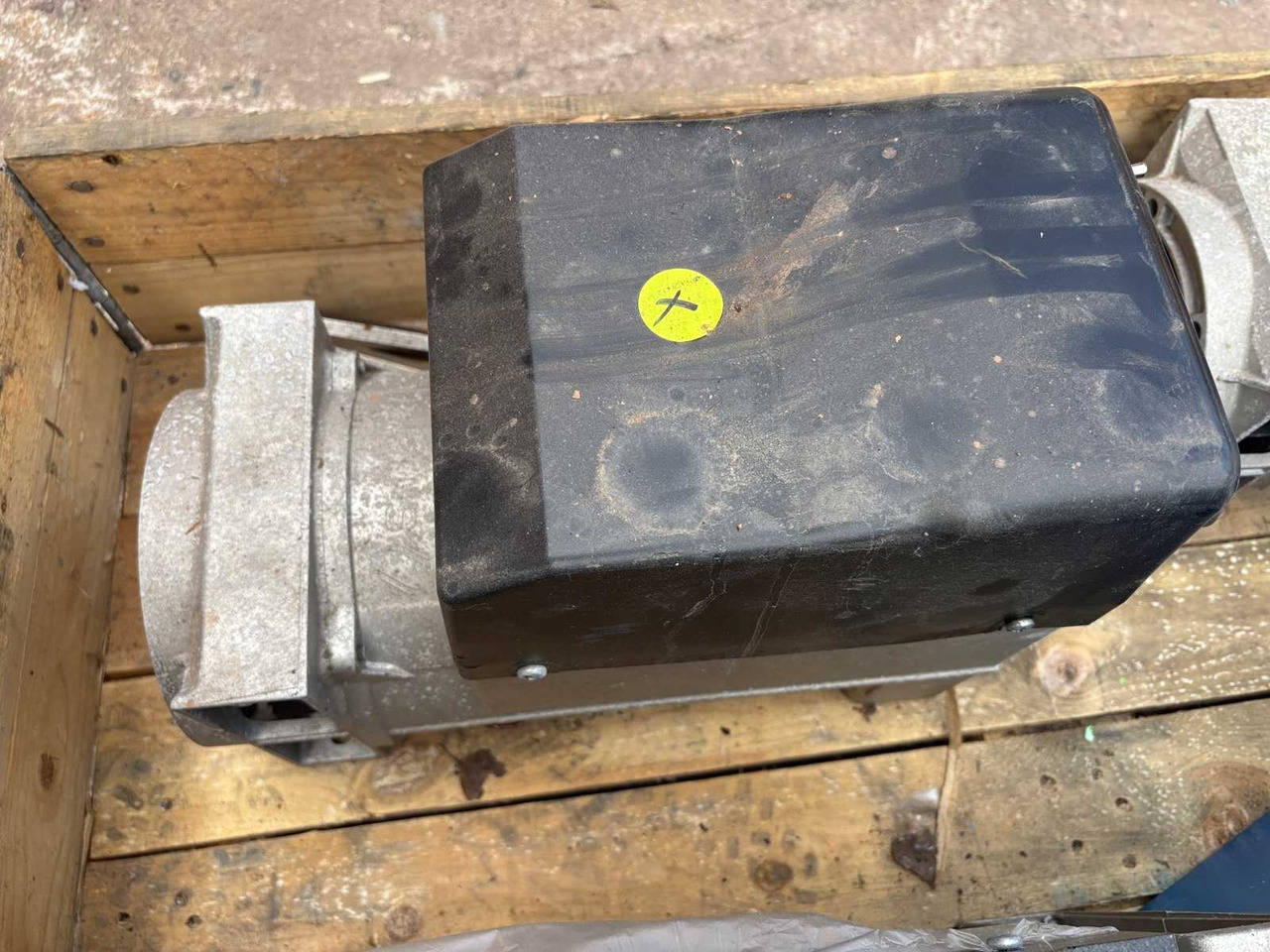 Welding generator Sincro EW 220 DC - Сварочное оборудование: фото 4 Welding generator Sincro EW 220 DC - Сварочное оборудование: фото 4