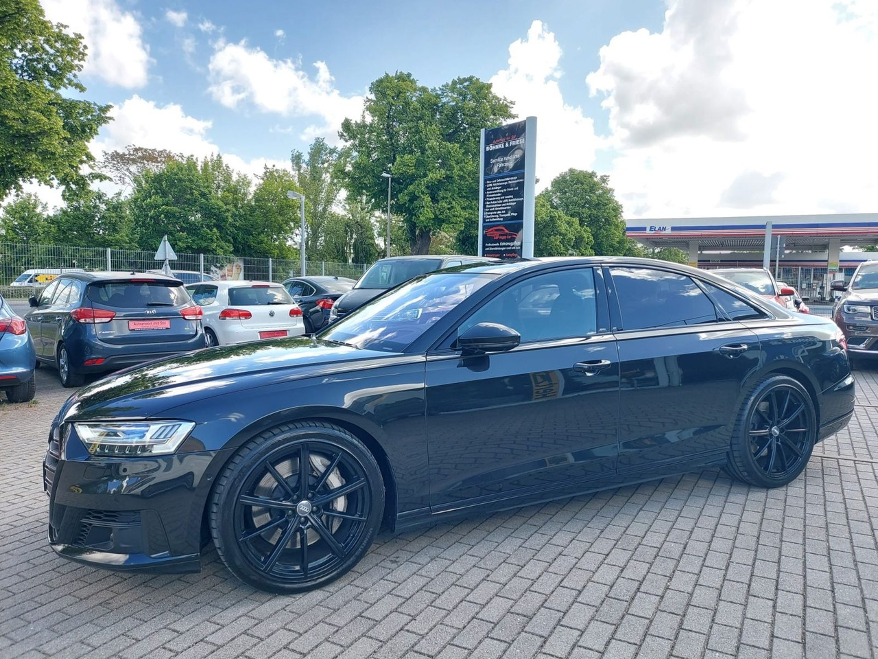 Audi A8 60 TDI quattro LED VOLL HEAD UP B&O VOLL VOL - Седан: фото 3 Audi A8 60 TDI quattro LED VOLL HEAD UP B&O VOLL VOL - Седан: фото 3