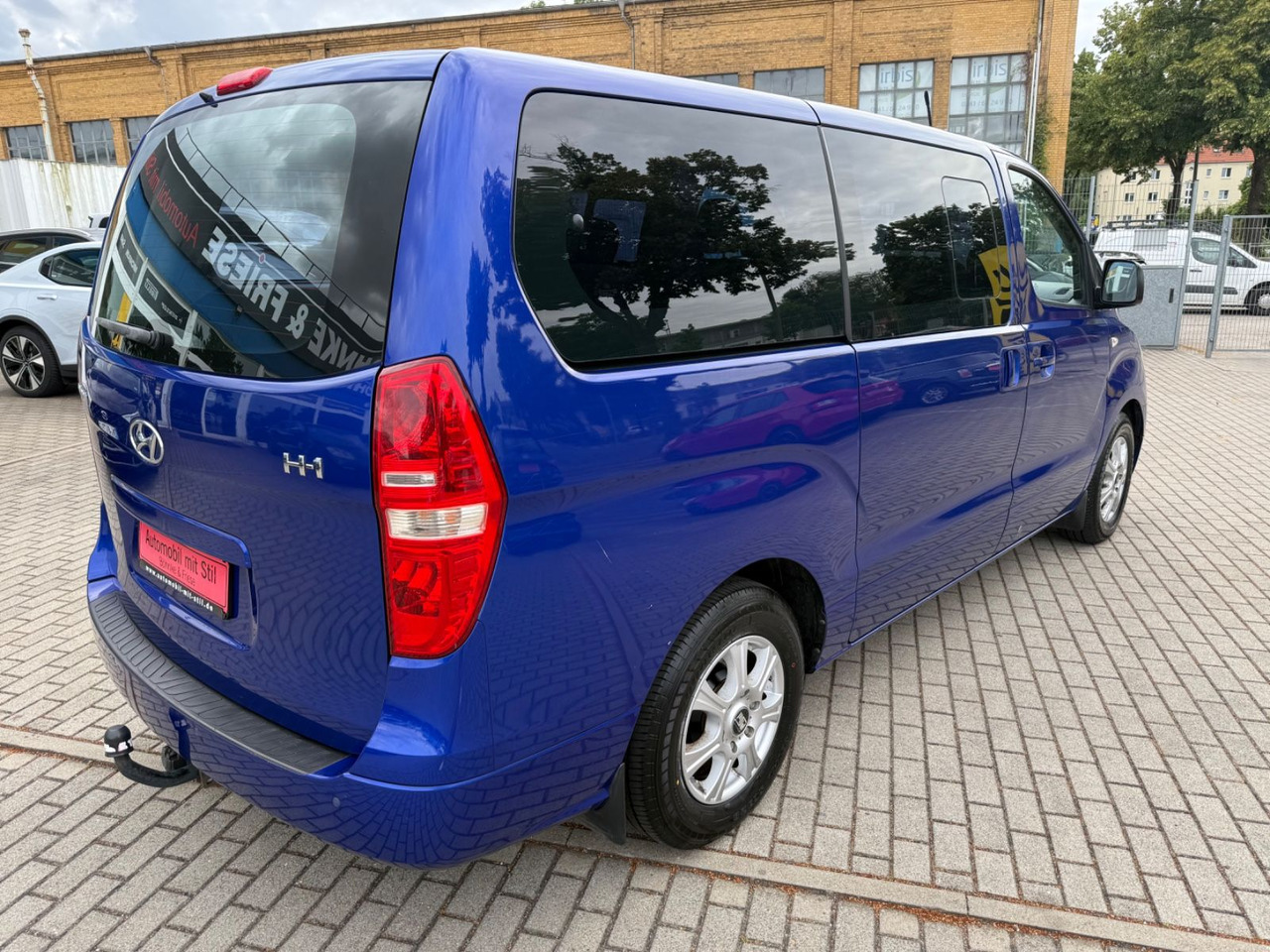 Hyundai H-1 Travel Comfort 8 SITZER KLIMAA. STANDHEIZUNG - Пассажирский фургон: фото 4 Hyundai H-1 Travel Comfort 8 SITZER KLIMAA. STANDHEIZUNG - Пассажирский фургон: фото 4