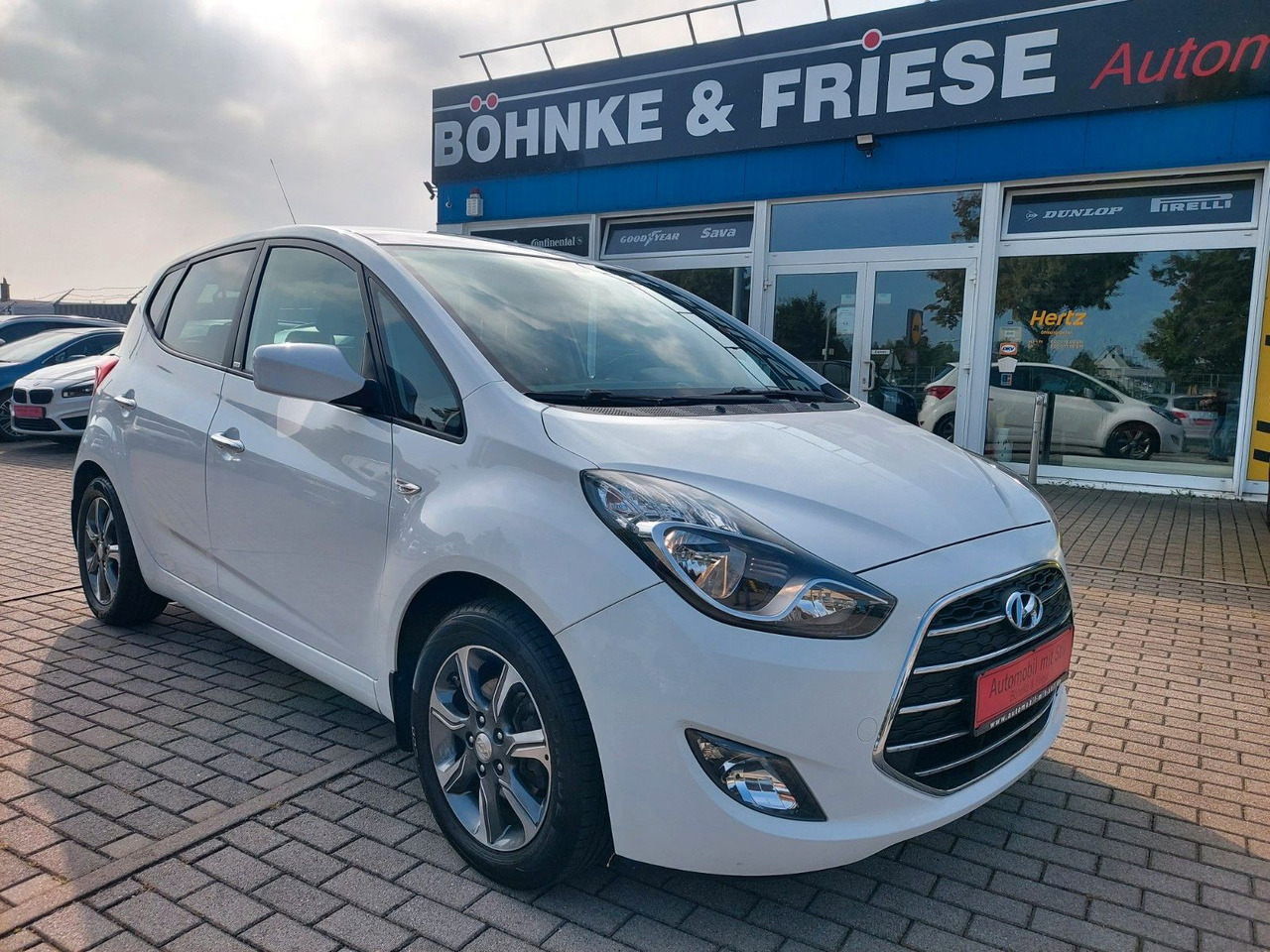 Hyundai ix20 Passion Automatik Klima PDC AHK - Легковой автомобиль: фото 1 Hyundai ix20 Passion Automatik Klima PDC AHK - Легковой автомобиль: фото 1