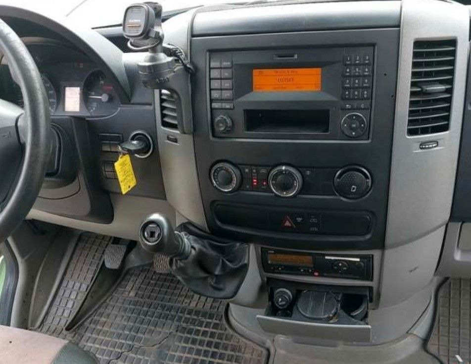 Mercedes-Benz Sprinter II Kasten 316 CDI hoch Klima Standheiz - Пассажирский фургон: фото 3 Mercedes-Benz Sprinter II Kasten 316 CDI hoch Klima Standheiz - Пассажирский фургон: фото 3