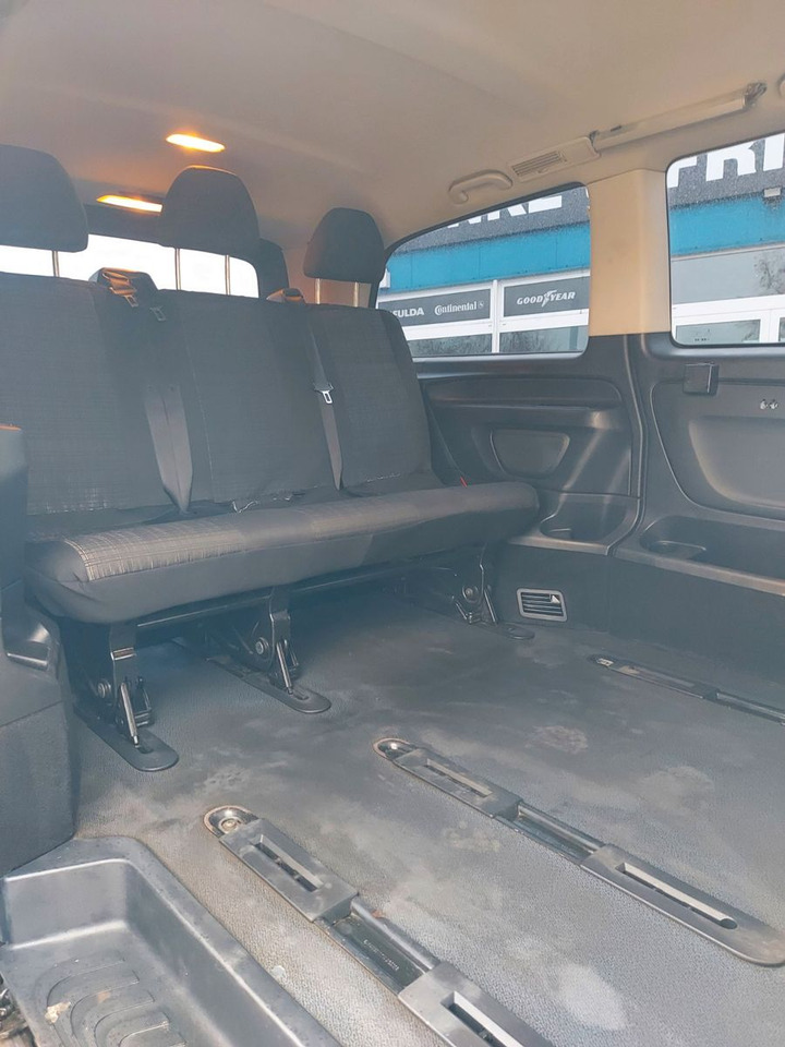 Mercedes-Benz Vito Tourer 114CDI Lang TOURER Autom. Standheiz. - Пассажирский фургон: фото 2 Mercedes-Benz Vito Tourer 114CDI Lang TOURER Autom. Standheiz. - Пассажирский фургон: фото 2