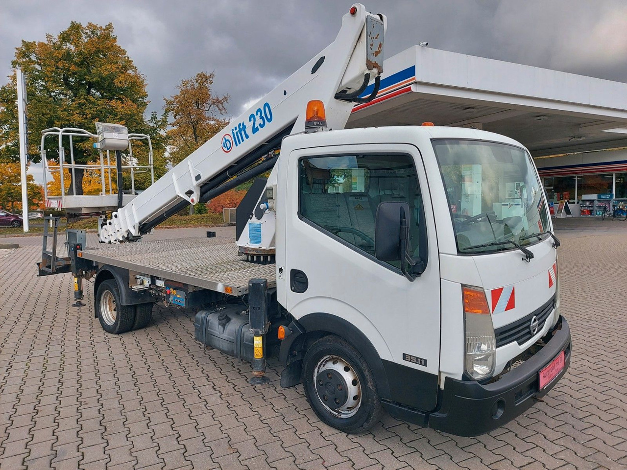 Nissan CABSTAR 35.11 HUBARBEITSBÜHNE LIFT 23 METER NEU - Грузовик с подъемником: фото 3 Nissan CABSTAR 35.11 HUBARBEITSBÜHNE LIFT 23 METER NEU - Грузовик с подъемником: фото 3