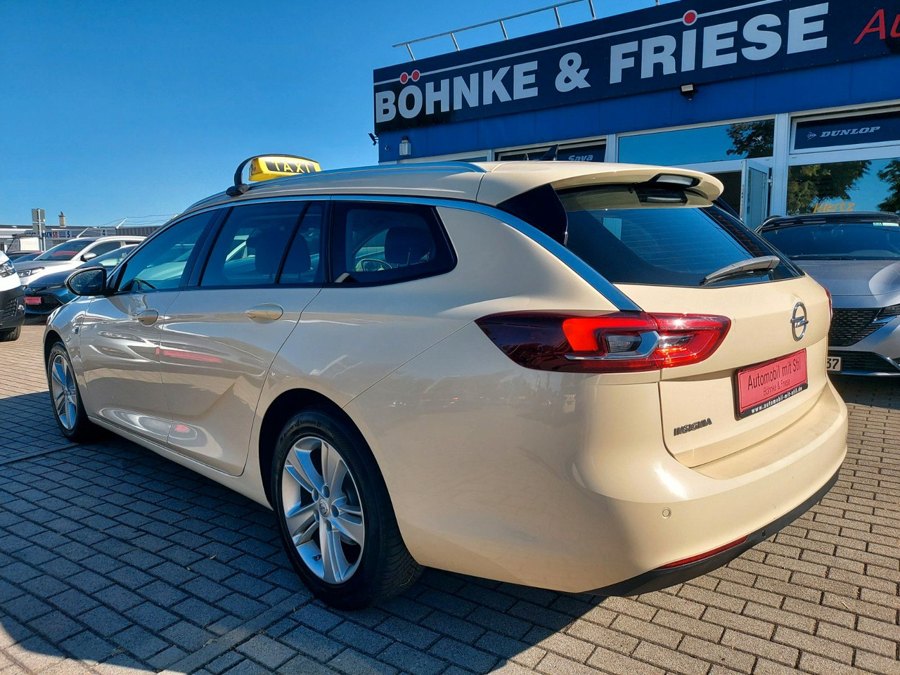 Opel Insignia B Sports Tourer Autom. Innovation Taxi - Универсал: фото 4 Opel Insignia B Sports Tourer Autom. Innovation Taxi - Универсал: фото 4