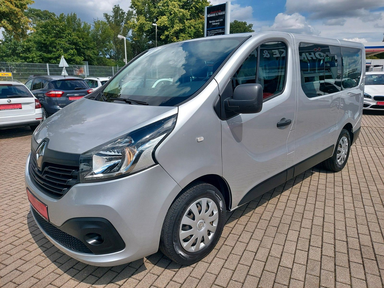 Renault Trafic Combi L1H1 2,7t Expression Klima - Пассажирский фургон: фото 4 Renault Trafic Combi L1H1 2,7t Expression Klima - Пассажирский фургон: фото 4