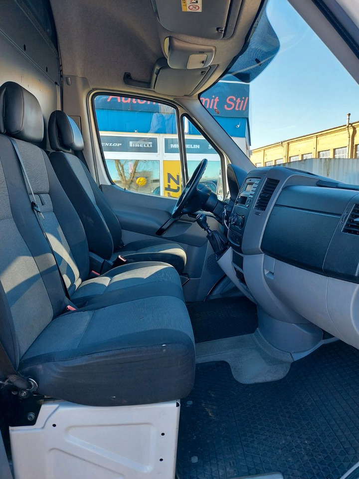 Новый Цельнометаллический фургон Volkswagen Crafter Kasten 35 mittel L2H2 Hochdach KLIMA AHK: фото 16