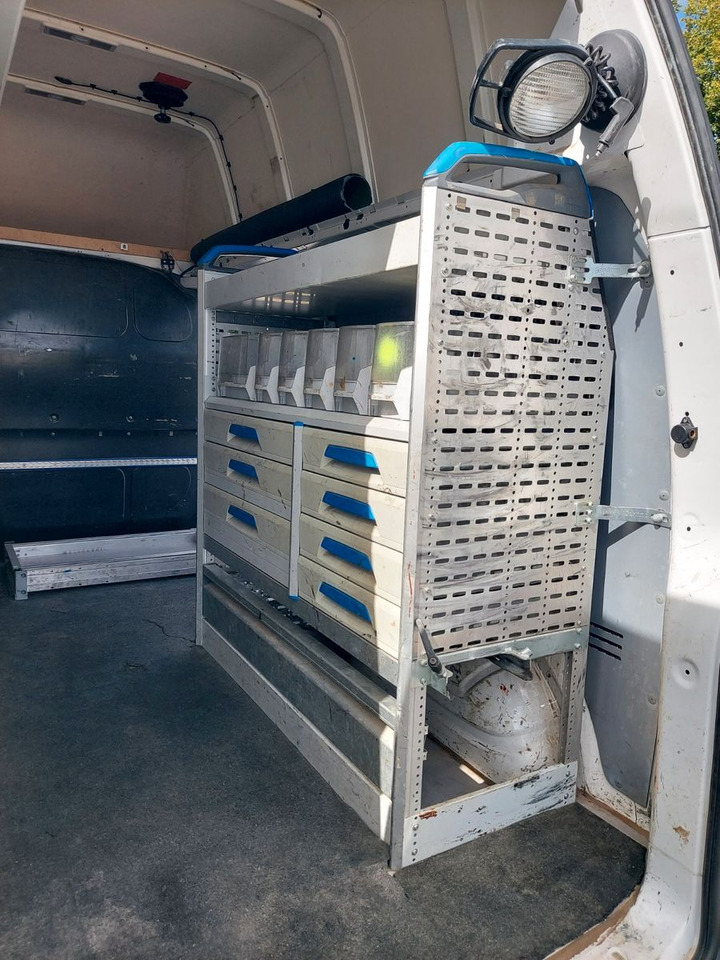 Пассажирский фургон Volkswagen T5 Transporter Kasten Kombi Hoch lang Camper: фото 17 Пассажирский фургон Volkswagen T5 Transporter Kasten Kombi Hoch lang Camper: фото 17