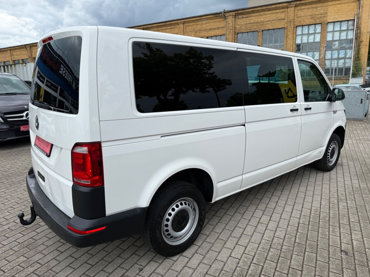 Volkswagen T6 Transporter Kasten Kombi lang 4Motion 5 Sitze - Пассажирский фургон: фото 4 Volkswagen T6 Transporter Kasten Kombi lang 4Motion 5 Sitze - Пассажирский фургон: фото 4