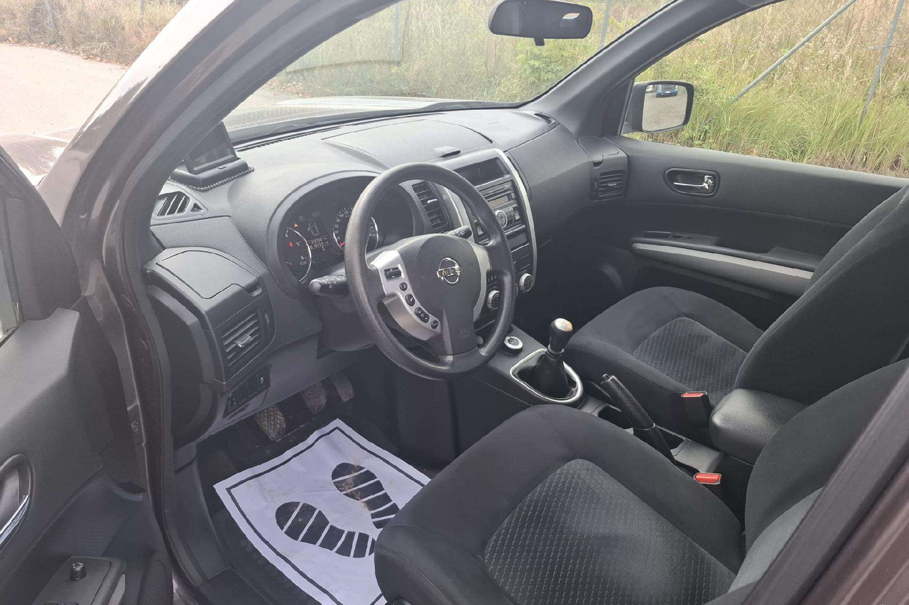 Внедорожник Nissan X-Trail: фото 12