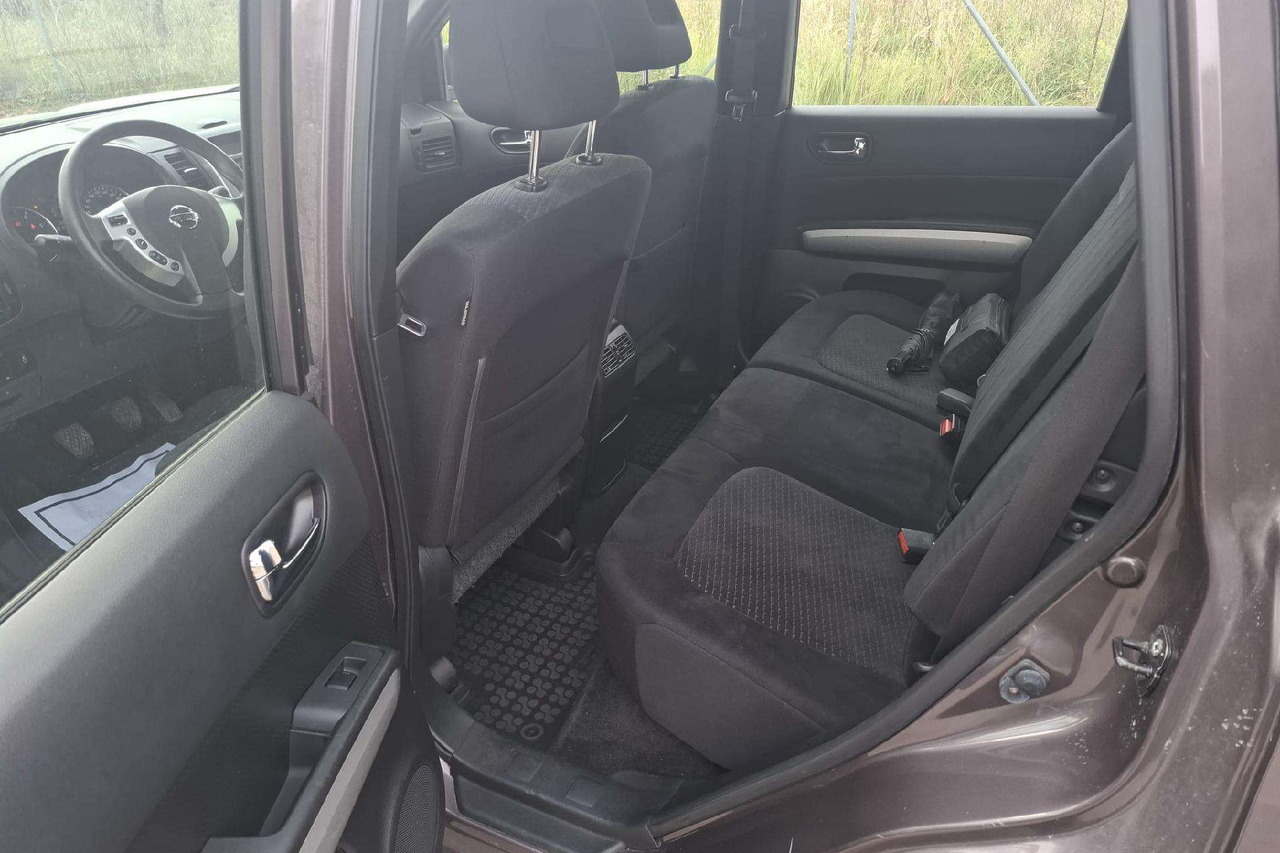 Внедорожник Nissan X-Trail: фото 11