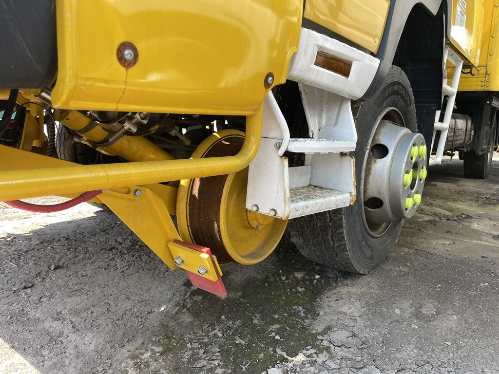 Грузовик с закрытым кузовом Mitsubishi Fusso: фото 6 Грузовик с закрытым кузовом Mitsubishi Fusso: фото 6