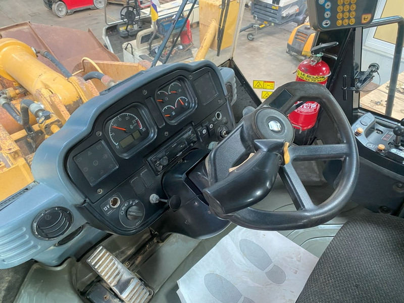 Caterpillar 962H NVT - Колёсный погрузчик: фото 3 Caterpillar 962H NVT - Колёсный погрузчик: фото 3