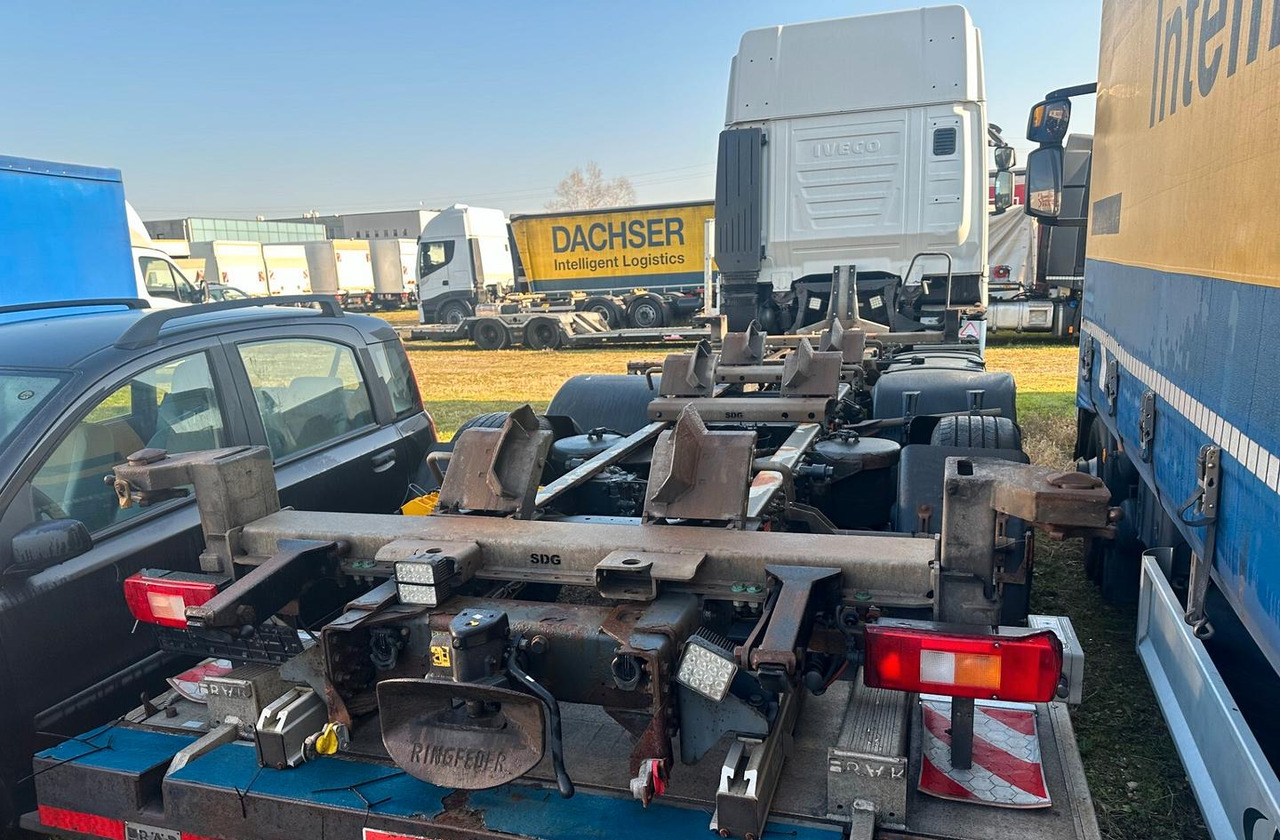 Iveco STRALIS AS 260 S 42 CASSE MOBILI SPONDA EURO - Грузовик-шасси: фото 4 Iveco STRALIS AS 260 S 42 CASSE MOBILI SPONDA EURO - Грузовик-шасси: фото 4