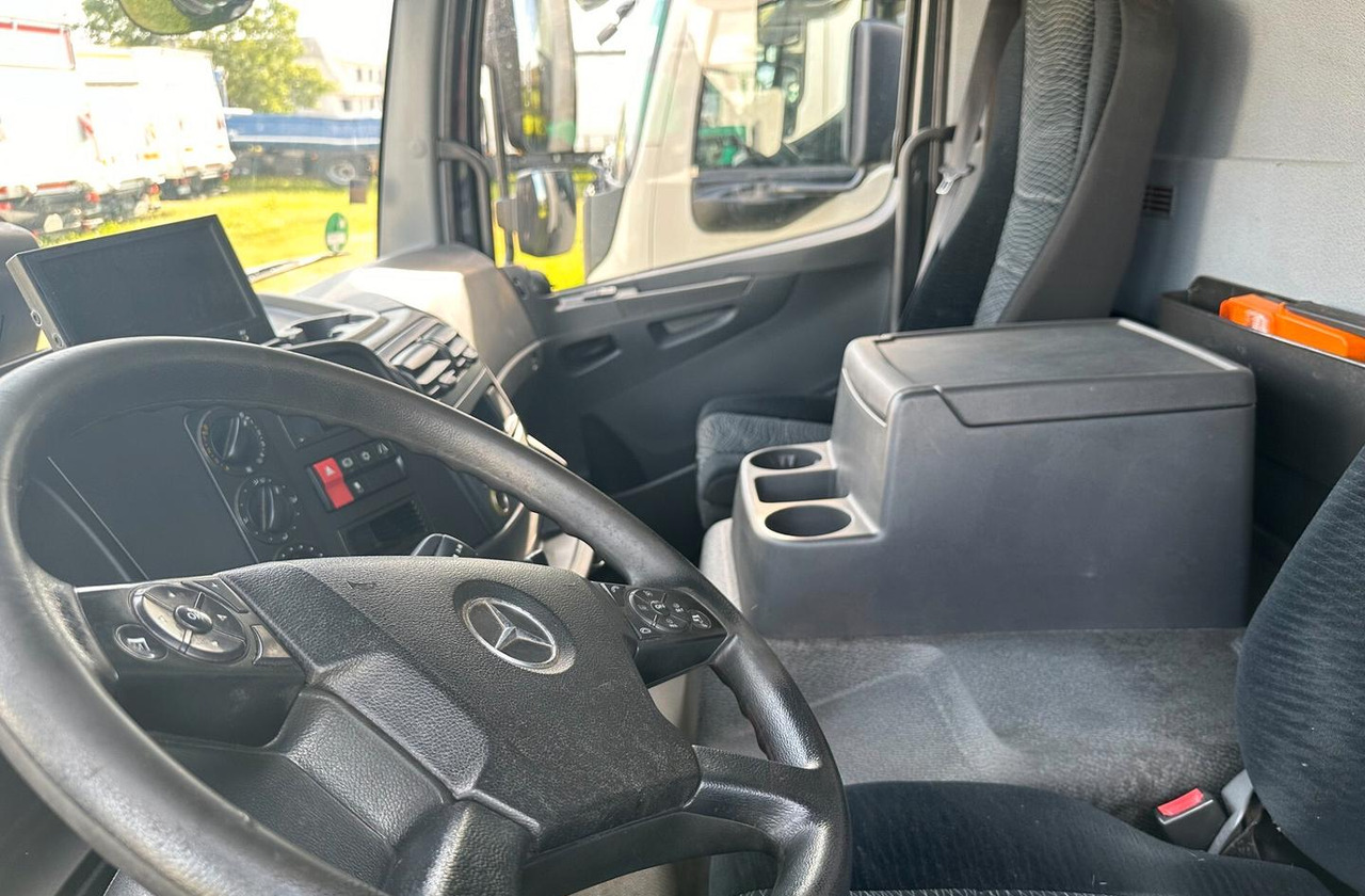 Грузовик с закрытым кузовом MERCEDES 818 FURGONE 7 MT E SPONDA EURO 6: фото 11