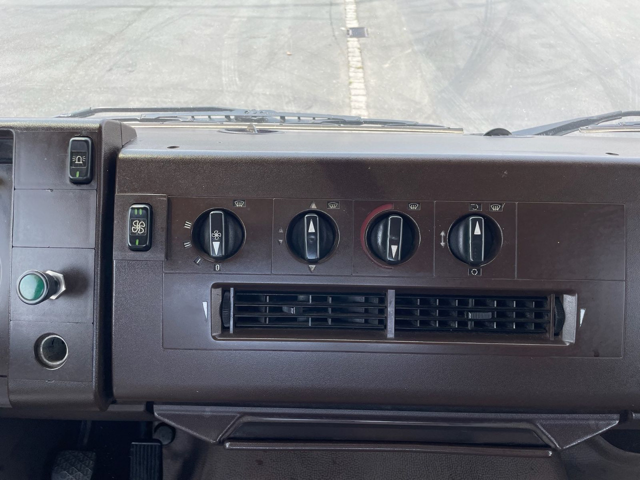 Эвакуатор Mercedes-Benz 814 Abschleppwagen/OLDTIMER/Winch/TÜV-07/26: фото 13