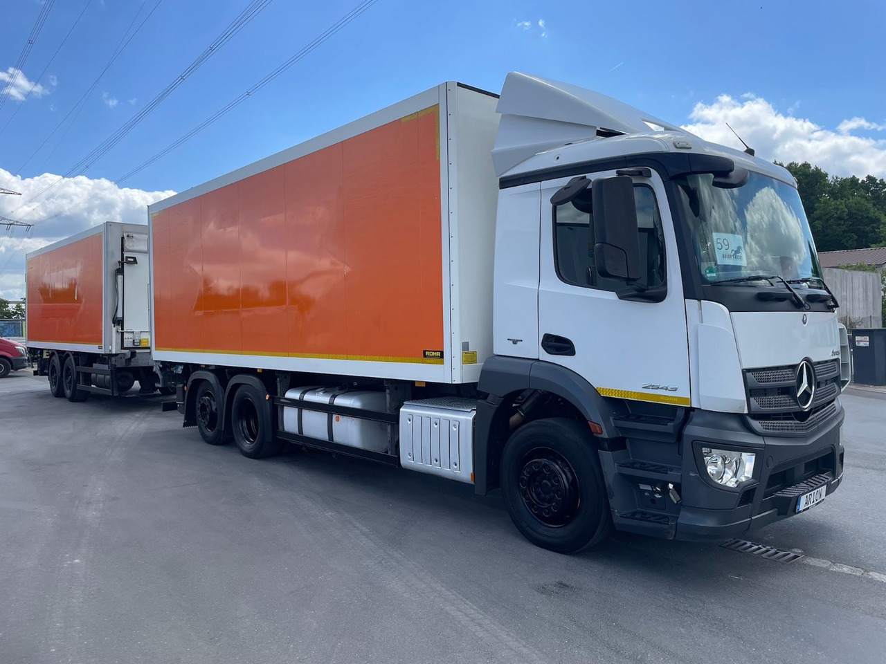 Mercedes-Benz Antos 2543 6x2 Kühlkoffer/CARRIER/ROHR/NLA/LBW - Рефрижератор: фото 1 Mercedes-Benz Antos 2543 6x2 Kühlkoffer/CARRIER/ROHR/NLA/LBW - Рефрижератор: фото 1