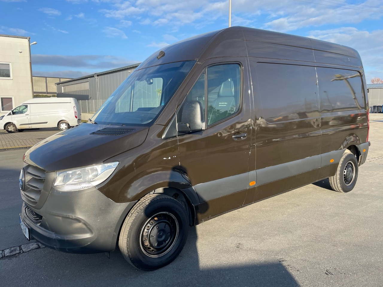 Mercedes-Benz eSprinter L2H2 Kastenwagen/UPS/47KW/AC/Kamera - Цельнометаллический фургон, Электрический фургон: фото 3 Mercedes-Benz eSprinter L2H2 Kastenwagen/UPS/47KW/AC/Kamera - Цельнометаллический фургон, Электрический фургон: фото 3