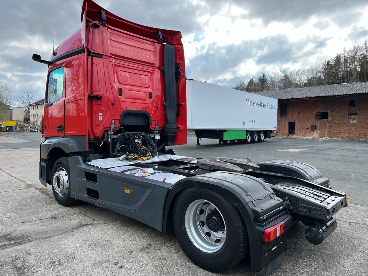 Mercedes-Benz Actros 1843/Retarder/Mirror Cam/Spoilers/MJ 2021 - Тягач: фото 4 Mercedes-Benz Actros 1843/Retarder/Mirror Cam/Spoilers/MJ 2021 - Тягач: фото 4