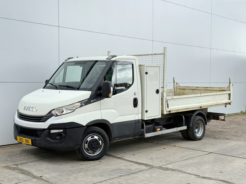 Iveco Daily 35C12 2.3 Kipper Dubbellucht 3.5t Trekhaak Airco Cruise Control Lucht geveerde stoel - Малотоннажный самосвал: фото 2 Iveco Daily 35C12 2.3 Kipper Dubbellucht 3.5t Trekhaak Airco Cruise Control Lucht geveerde stoel - Малотоннажный самосвал: фото 2