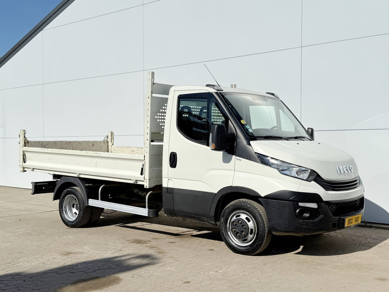 Iveco Daily 35C12 2.3 Kipper Dubbellucht Trekhaak Airco Cruise Control Lucht Geveerde Stoel - Малотоннажный самосвал: фото 5 Iveco Daily 35C12 2.3 Kipper Dubbellucht Trekhaak Airco Cruise Control Lucht Geveerde Stoel - Малотоннажный самосвал: фото 5
