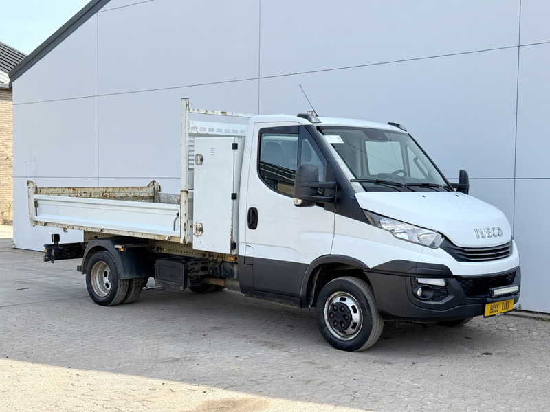 Iveco Daily 35C18 3.0 3.0 Automaat Kipper Dubbellucht 3.5t Trekhaak Airco Cruise Control - Малотоннажный самосвал: фото 5 Iveco Daily 35C18 3.0 3.0 Automaat Kipper Dubbellucht 3.5t Trekhaak Airco Cruise Control - Малотоннажный самосвал: фото 5