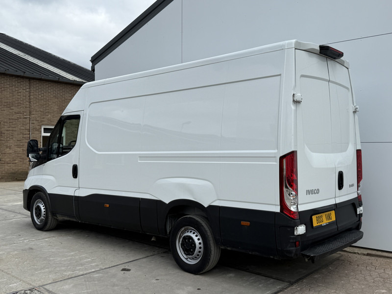 Iveco Daily 35S14 2.3 L2H2 Airco Cruise 3.5ton Trekgewicht Lucht geveerde stoel - Легковой фургон: фото 2 Iveco Daily 35S14 2.3 L2H2 Airco Cruise 3.5ton Trekgewicht Lucht geveerde stoel - Легковой фургон: фото 2