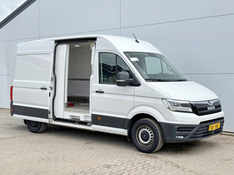 MAN eTGE 3.140 Elektrisch Koel/Vries -32° 38kWh L3H3 Climate Control Cruise Control Carplay Parkeersensoren voor achter - Фургон-рефрижератор, Электрический фургон: фото 5 MAN eTGE 3.140 Elektrisch Koel/Vries -32° 38kWh L3H3 Climate Control Cruise Control Carplay Parkeersensoren voor achter - Фургон-рефрижератор, Электрический фургон: фото 5