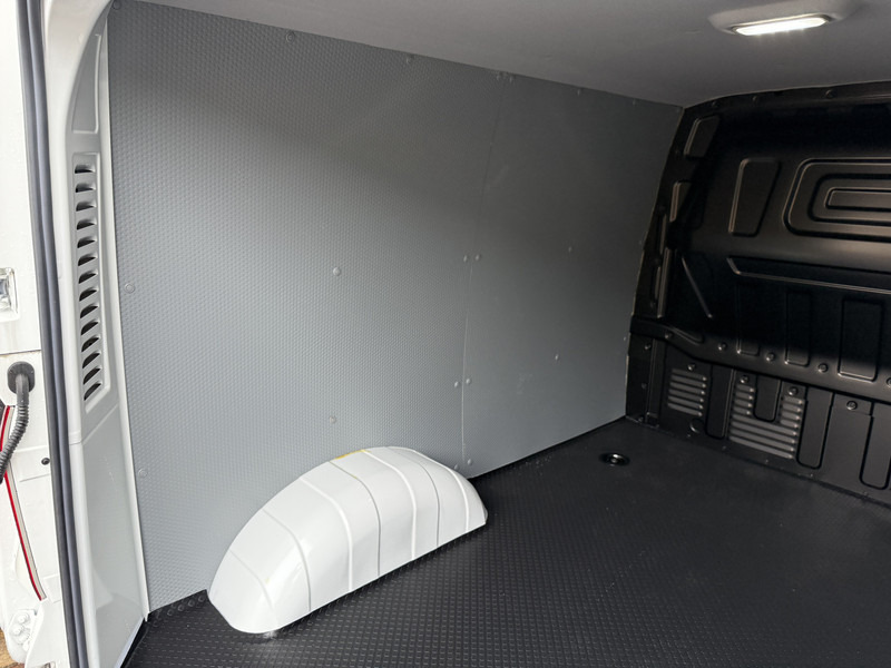 Легковой фургон, Электрический фургон Maxus EDELIVER 3 122PK Nieuw! L1 SWB Elektrisch 50kWh 227km WLTP Carplay Touchscreen scherm Camera Parkeersensoren: фото 13