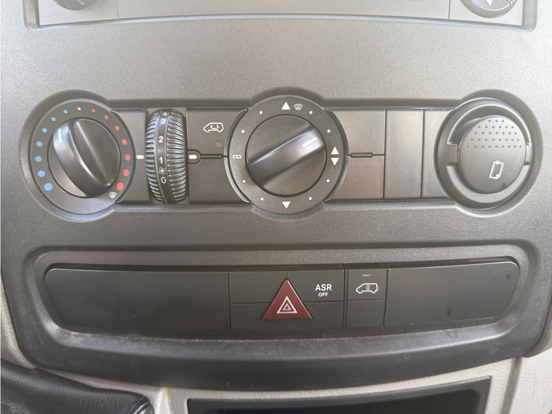 Цельнометаллический фургон, Грузопассажирский фургон Mercedes-Benz Sprinter 514 2.2 CDI Kipper Dubbellucht 3.5t trekhaak Cruise Control Benne Tipper: фото 17 Цельнометаллический фургон, Грузопассажирский фургон Mercedes-Benz Sprinter 514 2.2 CDI Kipper Dubbellucht 3.5t trekhaak Cruise Control Benne Tipper: фото 17