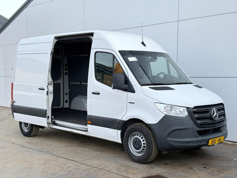 Mercedes-Benz eSprinter 312 55kWh ALL-IN PRIJS L2H2 55kWh 168km WLTP 80kw Snelladen Climate Control Stoelverwarming - Цельнометаллический фургон, Электрический фургон: фото 5 Mercedes-Benz eSprinter 312 55kWh ALL-IN PRIJS L2H2 55kWh 168km WLTP 80kw Snelladen Climate Control Stoelverwarming - Цельнометаллический фургон, Электрический фургон: фото 5