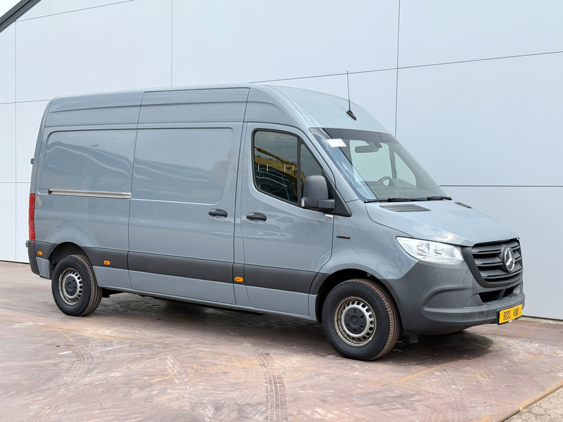 Mercedes-Benz eSprinter 312 ALL-IN PRIJS L2H2 Elektrisch 41kWh 135km WLTP Climate Control Camera Stoelverwarming - Цельнометаллический фургон, Электрический фургон: фото 4 Mercedes-Benz eSprinter 312 ALL-IN PRIJS L2H2 Elektrisch 41kWh 135km WLTP Climate Control Camera Stoelverwarming - Цельнометаллический фургон, Электрический фургон: фото 4