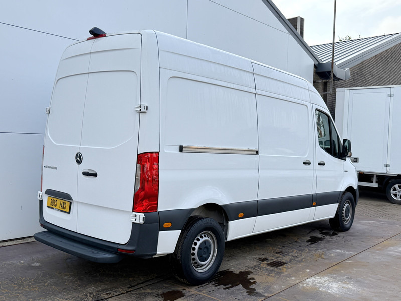 Mercedes-Benz eSprinter 312 L2H2 Elektrisch 41kWh 135km WLTP Climate Control Camera Stoelverwarming - Цельнометаллический фургон, Электрический фургон: фото 3 Mercedes-Benz eSprinter 312 L2H2 Elektrisch 41kWh 135km WLTP Climate Control Camera Stoelverwarming - Цельнометаллический фургон, Электрический фургон: фото 3