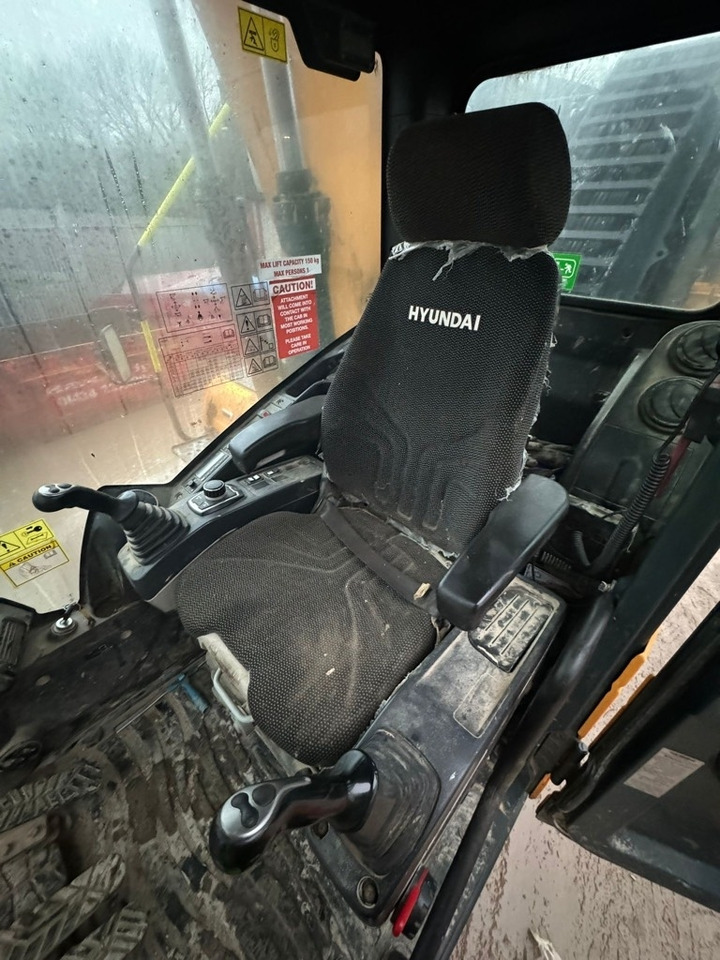 Гусеничный экскаватор Hyundai HX140L: фото 9