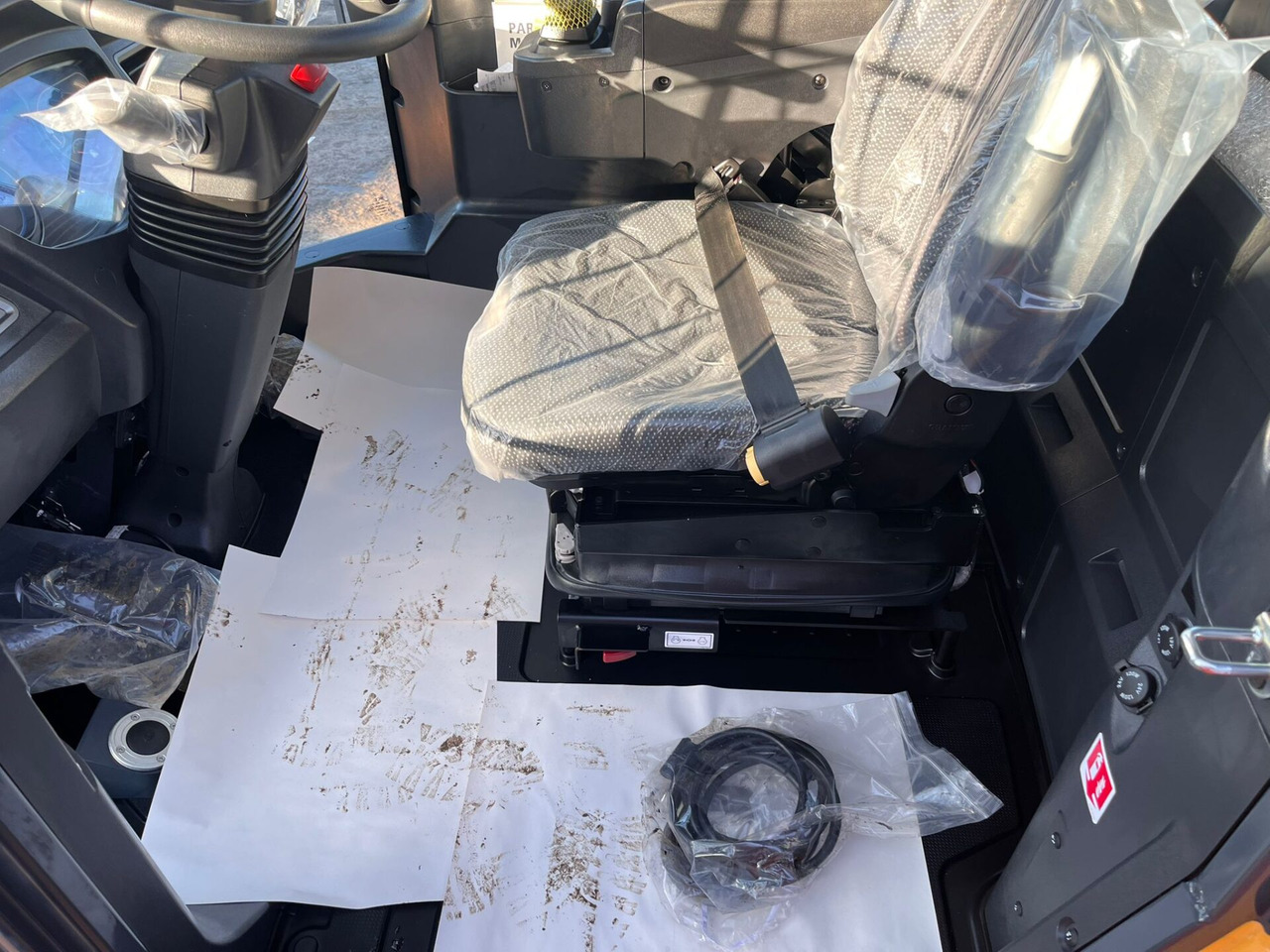 Колёсный погрузчик Hyundai HL960AHDXT: фото 11