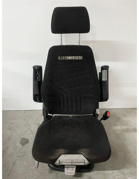 Liebherr A308 / A900B Li / A900C Li / A900C ZW / A904C Li / A914B Li / A914C li / A924B Li / A924C Li / A934B Li / A934C Li / A944B Li / - Сиденье: фото 1 Liebherr A308 / A900B Li / A900C Li / A900C ZW / A904C Li / A914B Li / A914C li / A924B Li / A924C Li / A934B Li / A934C Li / A944B Li / - Сиденье: фото 1