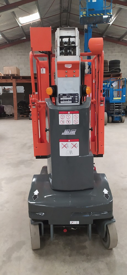 JLG TOUCAN DUO - Вертикальный мачтовый подъемник: фото 3 JLG TOUCAN DUO - Вертикальный мачтовый подъемник: фото 3