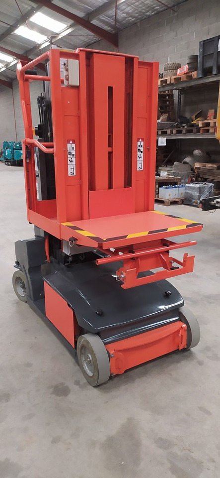 JLG TOUCAN DUO - Вертикальный мачтовый подъемник: фото 1 JLG TOUCAN DUO - Вертикальный мачтовый подъемник: фото 1