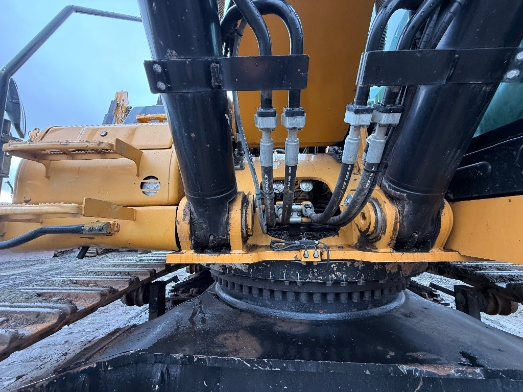 CAT 352  в лизинг CAT 352: фото 15