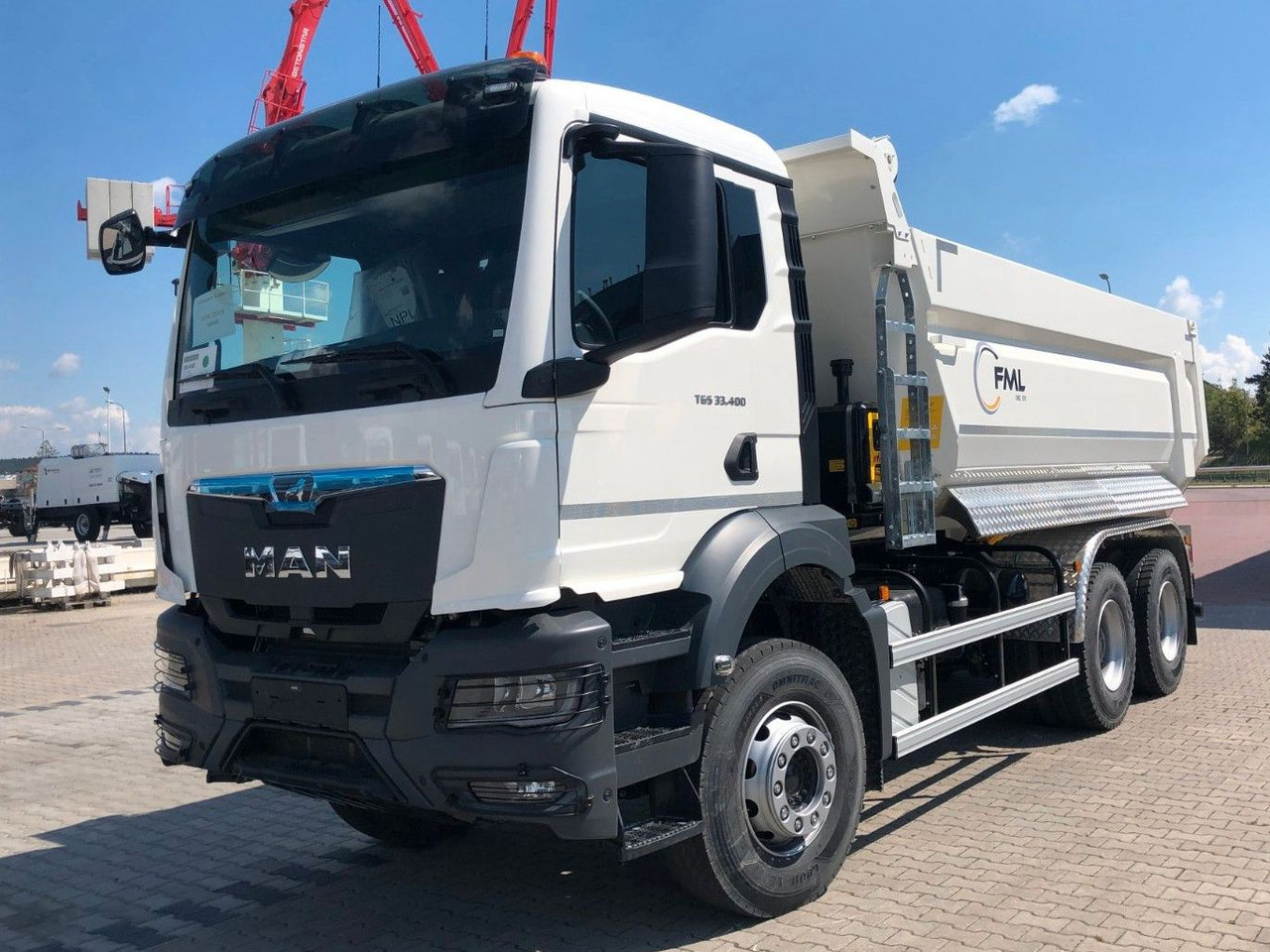 MAN TGS 33.400 6X4 EURO2 FML KIPPER 17,5M3 - Самосвал: фото 2 MAN TGS 33.400 6X4 EURO2 FML KIPPER 17,5M3 - Самосвал: фото 2