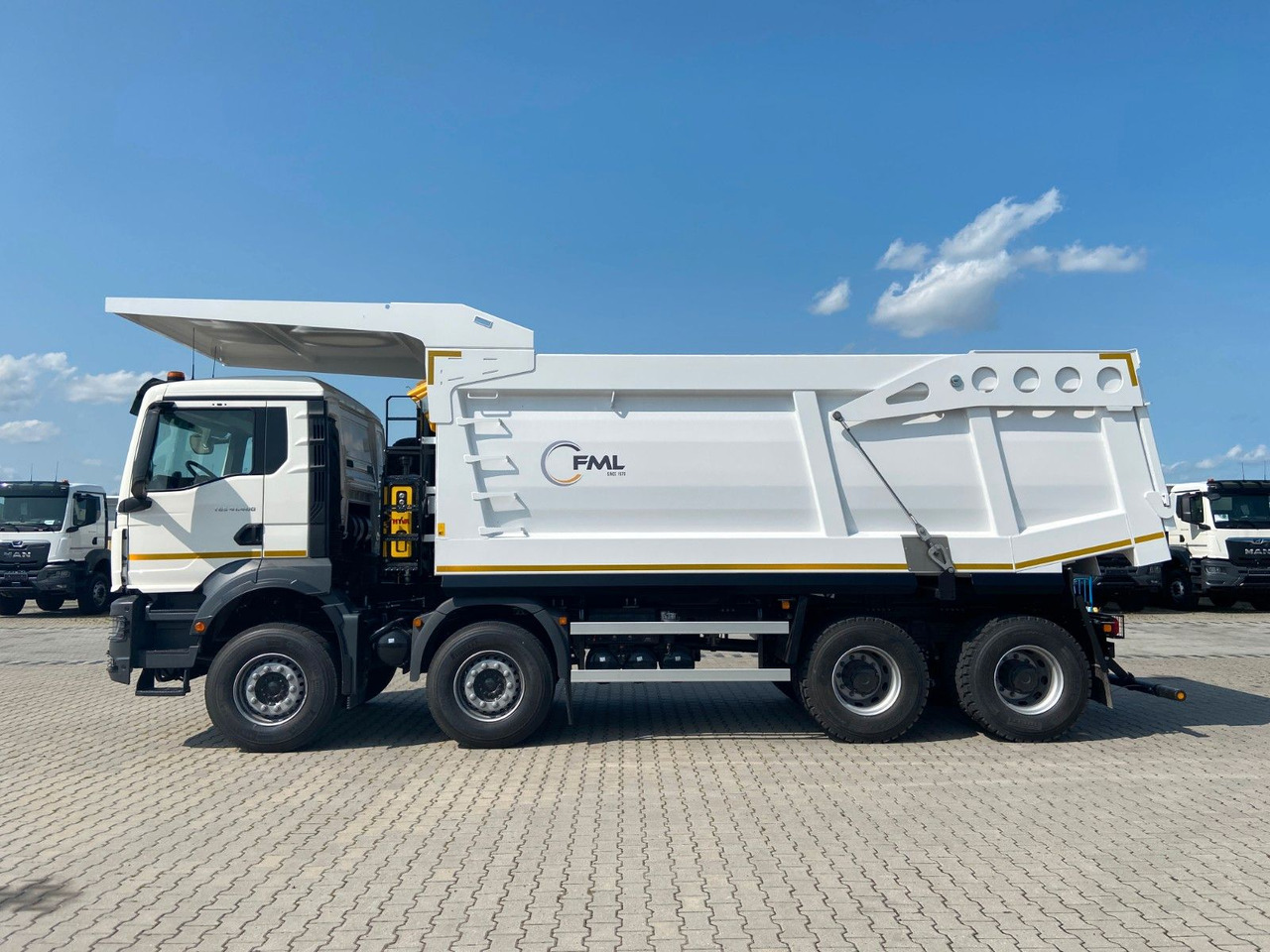 MAN TGS 44.400 8x4 EURO2 FML MINE KIPPER 23M3 MAN TGS 44.400 8x4 EURO2 FML MINE KIPPER 23M3 - Самосвал: фото 5 MAN TGS 44.400 8x4 EURO2 FML MINE KIPPER 23M3 MAN TGS 44.400 8x4 EURO2 FML MINE KIPPER 23M3 - Самосвал: фото 5